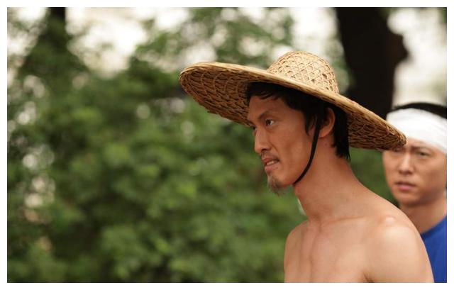 职业法师"刘海柱":差9000元上不起高中,北漂演尸体一年赚900