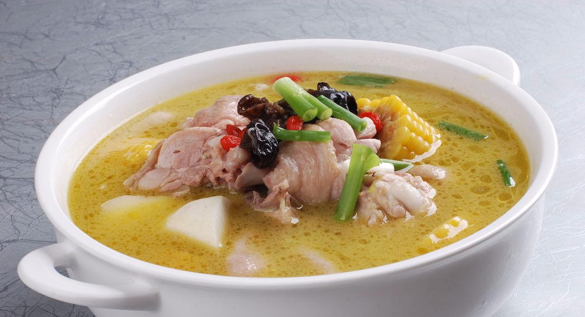 炖鸡时,万万别着急下锅,只需多加"1步",炖出的鸡肉又香又嫩__财经头条