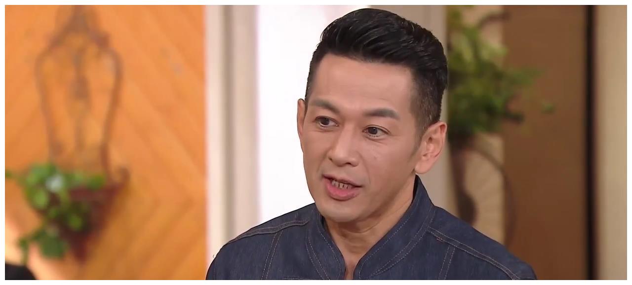 吴家乐,杨卓娜主演,《欺诈剧团》的单元二"邪教反邪教"