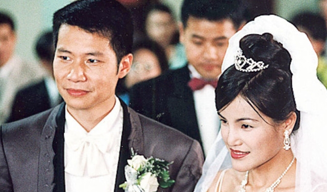 温婉大方气质好,结婚17年恩爱如初|郑子诚|刘倩怡|反派_新浪新闻