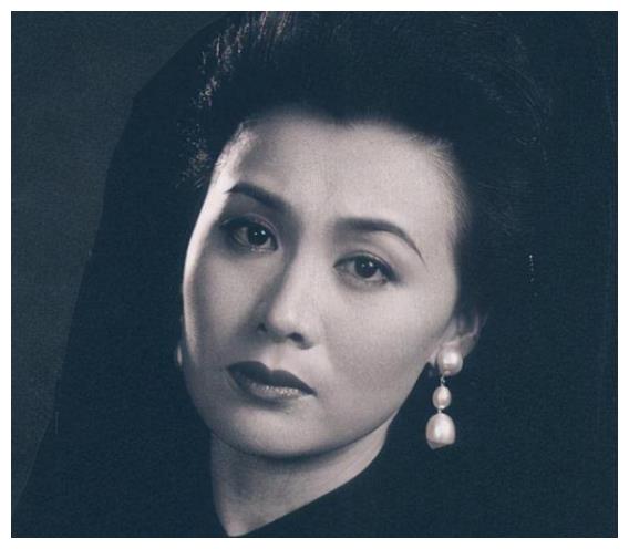 为了生子拒绝化疗，刚拿到影后就查出癌症的她，是陈道明一生的痛休闲区蓝鸢梦想 - Www.slyday.coM