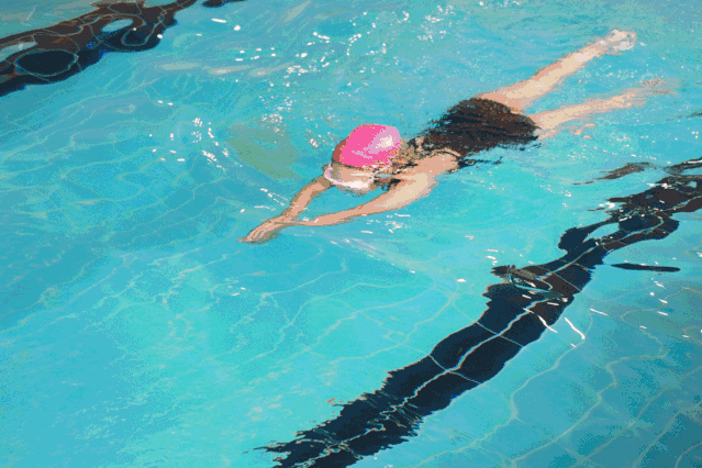 孩子几岁学游泳最合适?孩子提前学并不一定会赢在起跑线上