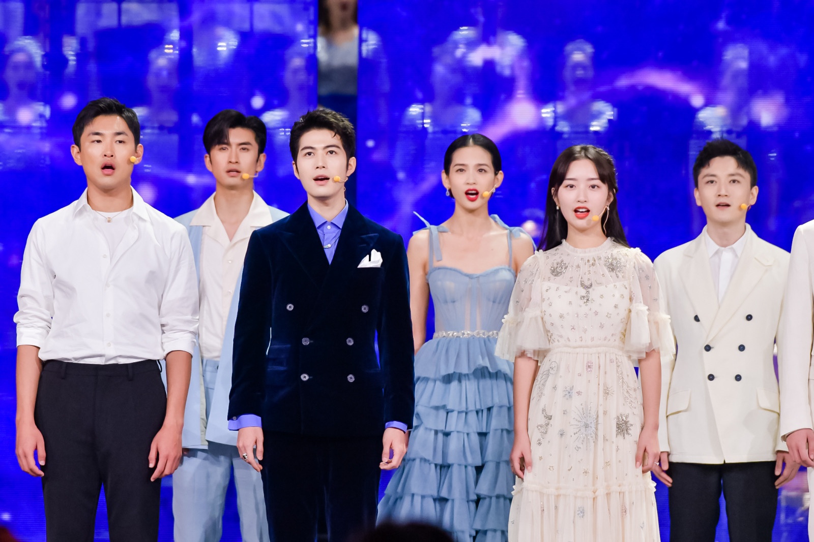 冯聪入选最终"星辰大海青年演员计划"名单亮相厦门金鸡