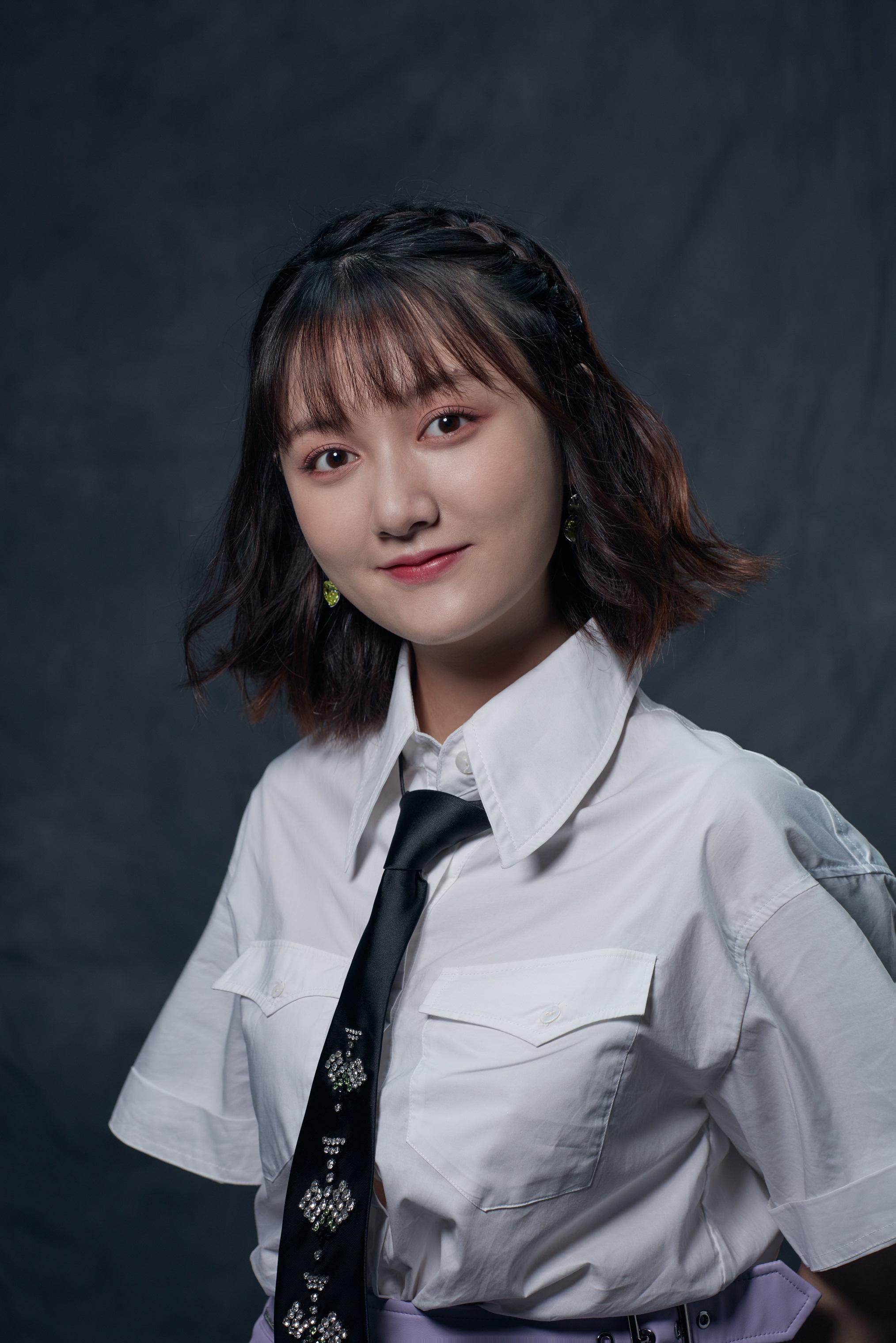 董思怡演员请就位官宣挑战自我满怀热忱我看她有戏