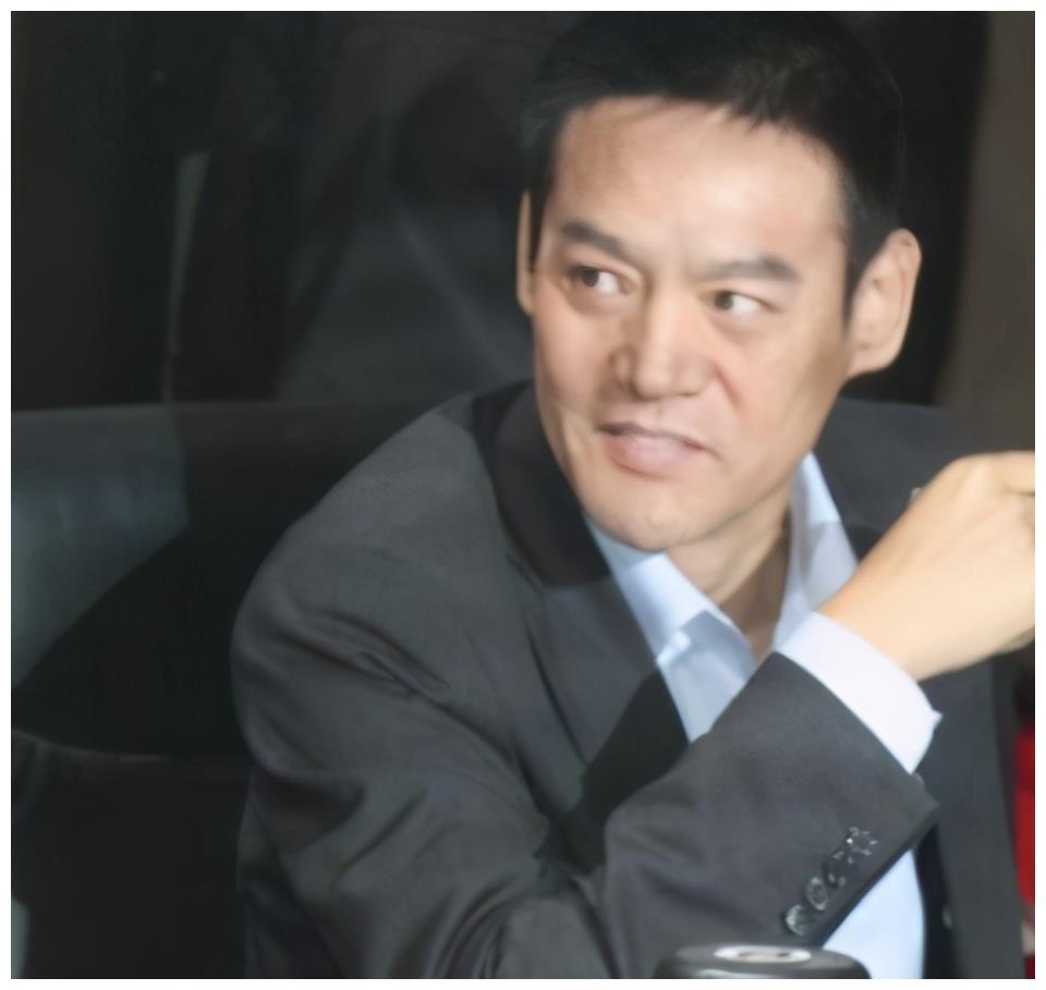 原来王紫逸是巍子的儿子原来他是一个没有狗的虎爸