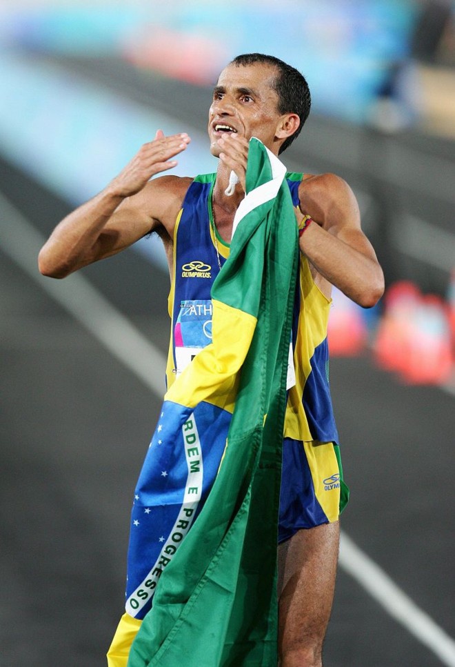 提名范德莱·科代罗·德· 利马(vanderlei cordeiro de lima),巴西的