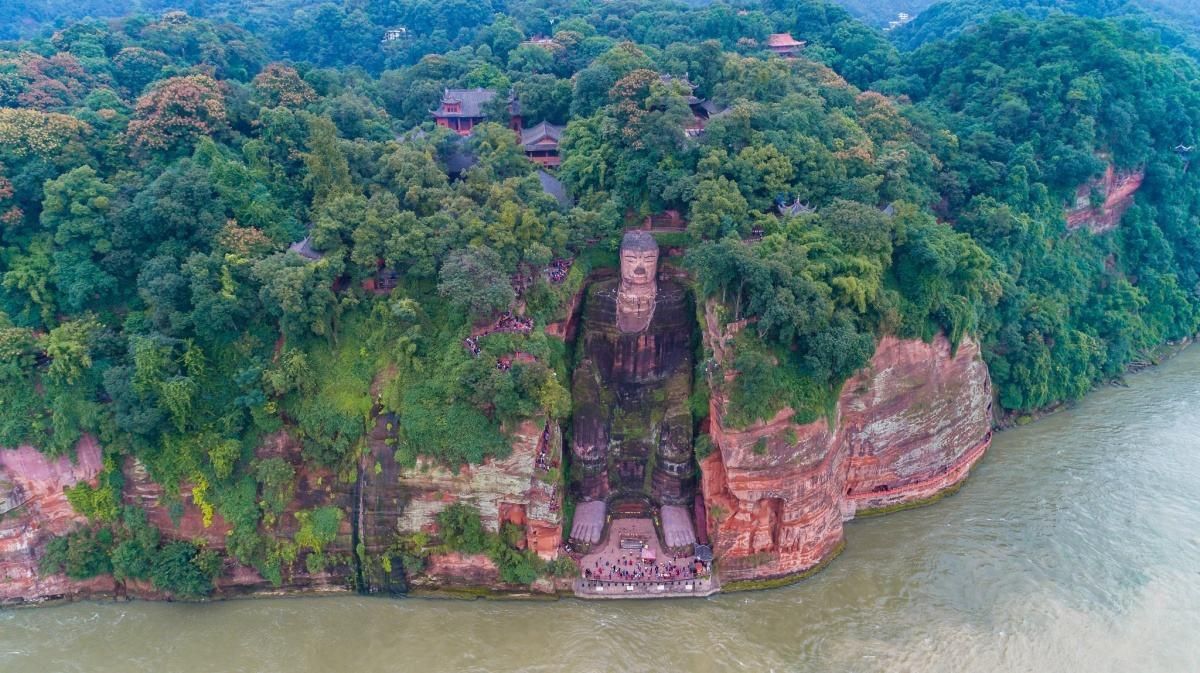 四川旅游景点推荐乐山大佛景区旅游攻略低音号免费语音导游