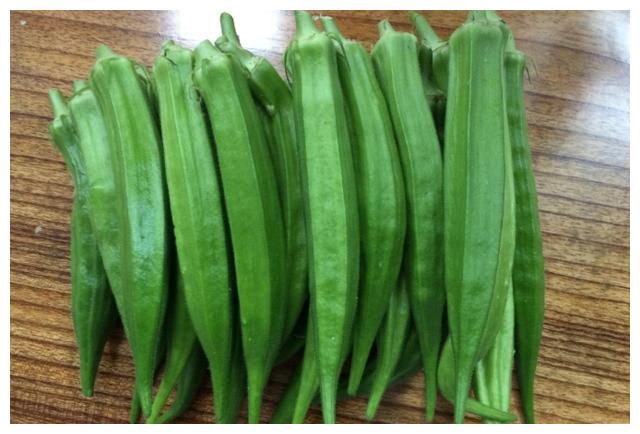 夏天孩子不爱吃饭,试试此菜,被称为"蔬菜之王",钙铁锌全齐了