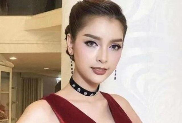 宝儿|妮莎|鲍玺_新浪新闻