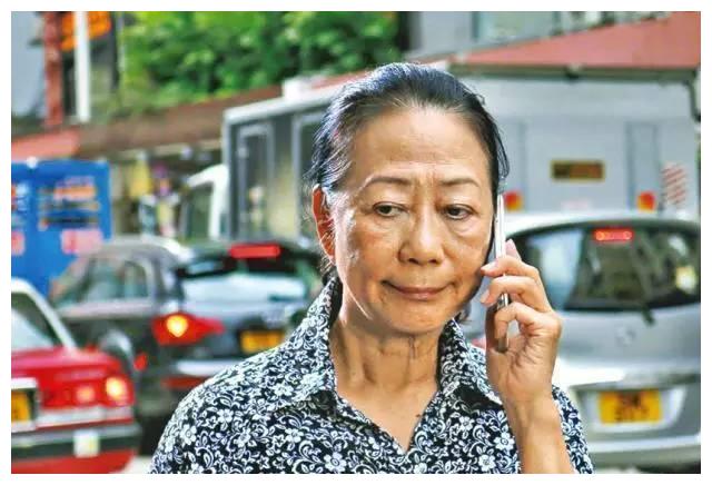 83版"梅超风"扮演者:16岁出道,戏红人不红,今72岁仍未婚未孕|黄文慧