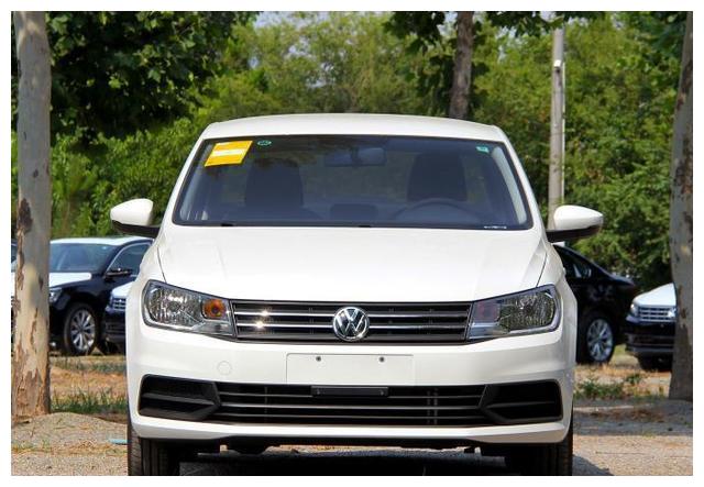 裸车7万狠心购入大众桑塔纳,驾驶180天,车主:想讲十个字