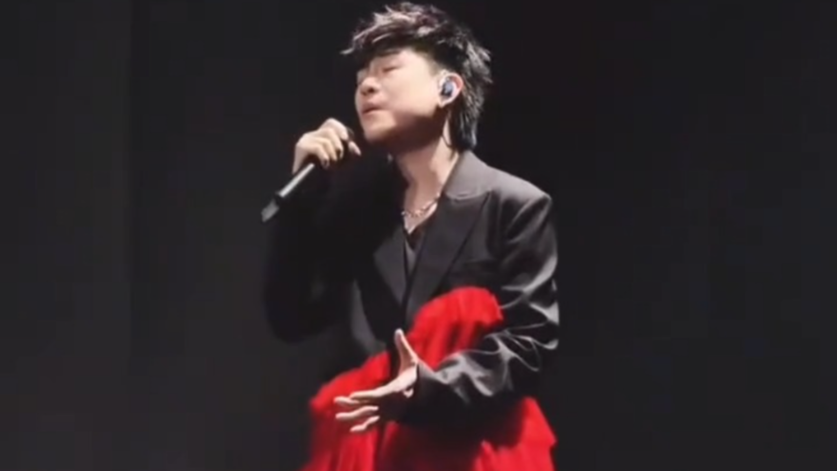 胡彦斌《你要的全拿走》真是深情又温柔的男人