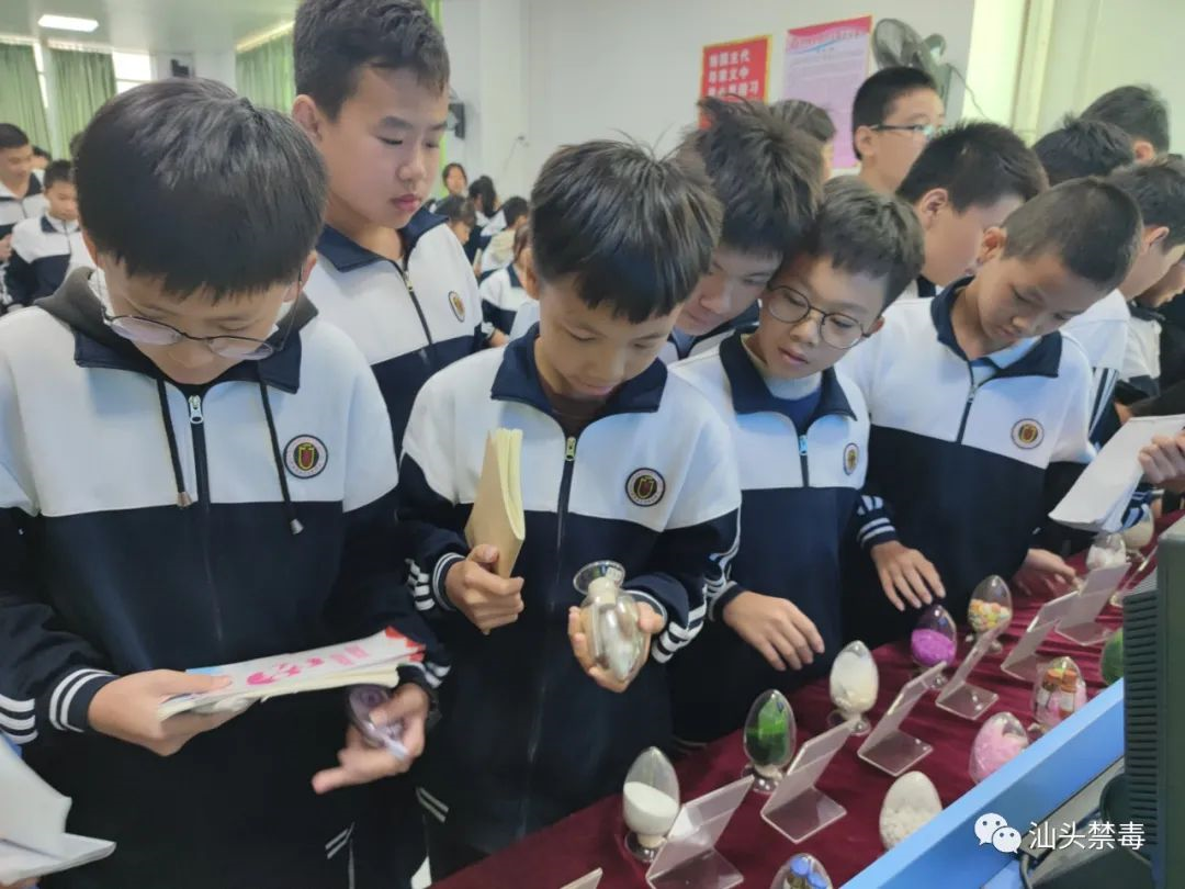 濠江区妇联,濠江区教育局在汕头市广大实验学校举办"拒