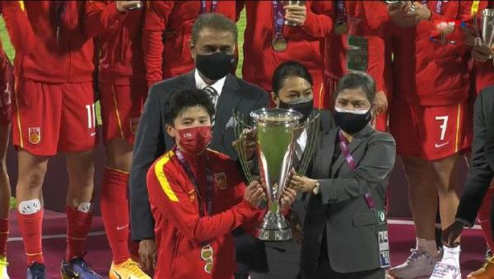 中国女足夺冠独揽两项大奖！韩媒直接服了，<a href=