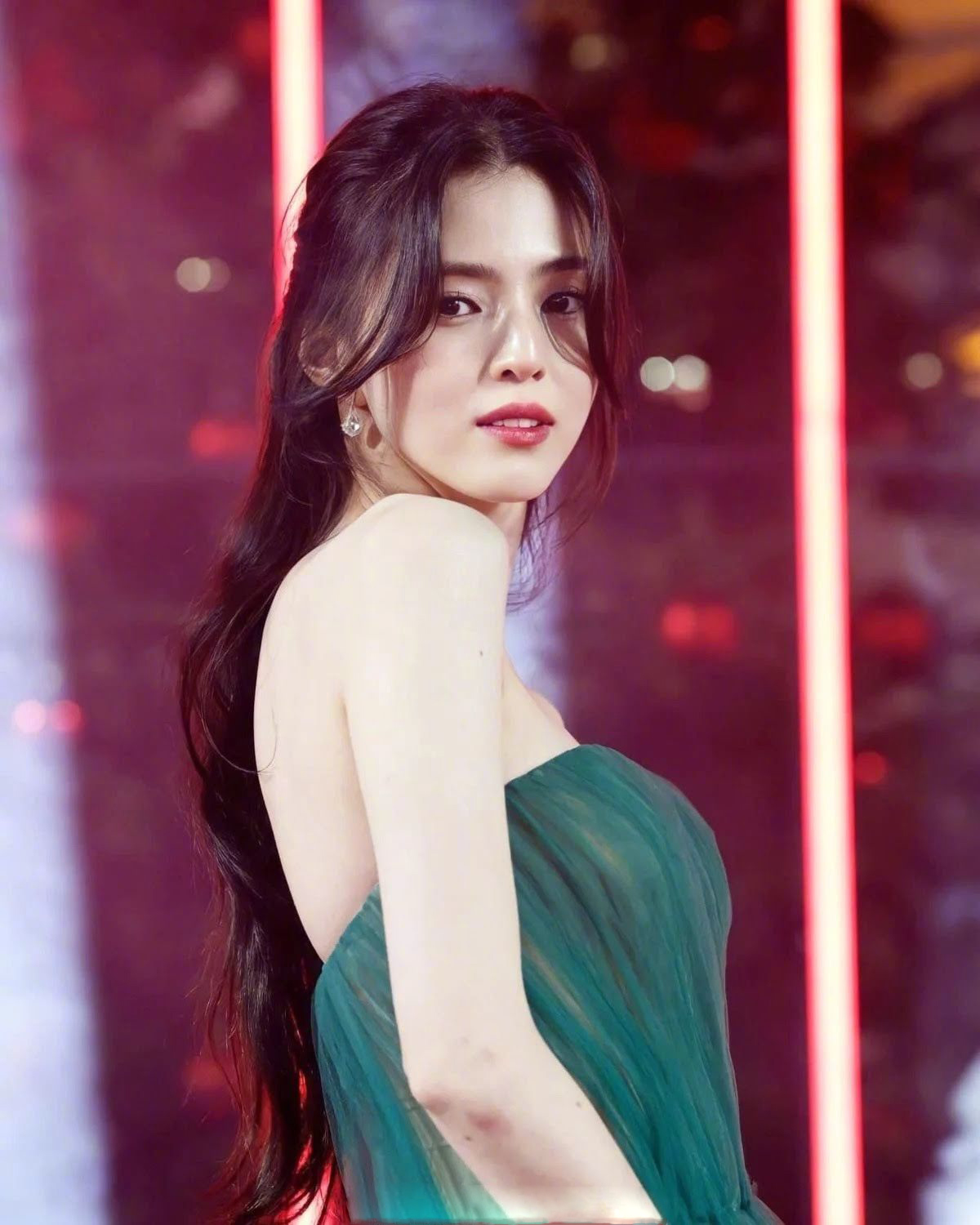 韩素希x The Fashion Awards英国时尚大奖，白皙肤色