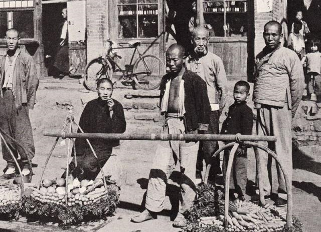 老天津卫混混儿耍狠的最高境界，这才是真正的光棍休闲区蓝鸢梦想 - Www.slyday.coM