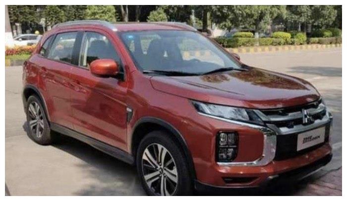 8万出头可入手,这日系车满油能跑863km,轴距近2米7,挺实在