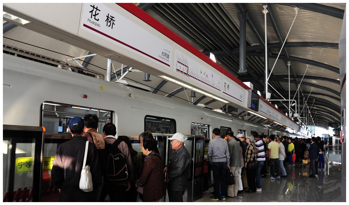 全国第一个通地铁的县，人均GDP超过<a href=