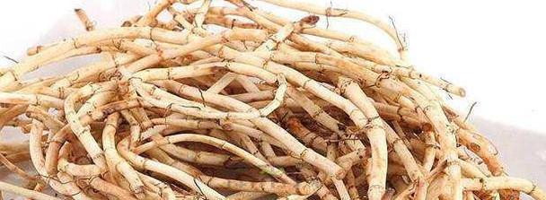 蜂蛹一般为胡蜂,黄蜂,黑蜂,土蜂等野蜂的幼虫和蛹,这些蜂都属昆虫纲