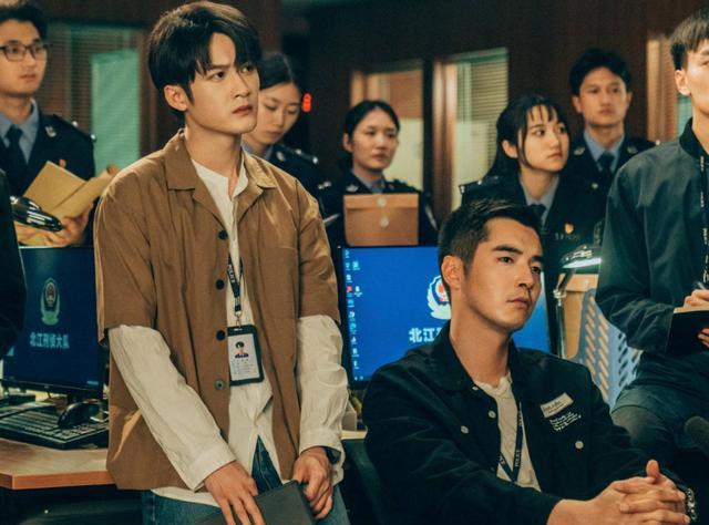 又一部“双男主”剧爆了？金世佳檀健次《猎罪图鉴》真香休闲区蓝鸢梦想 - Www.slyday.coM