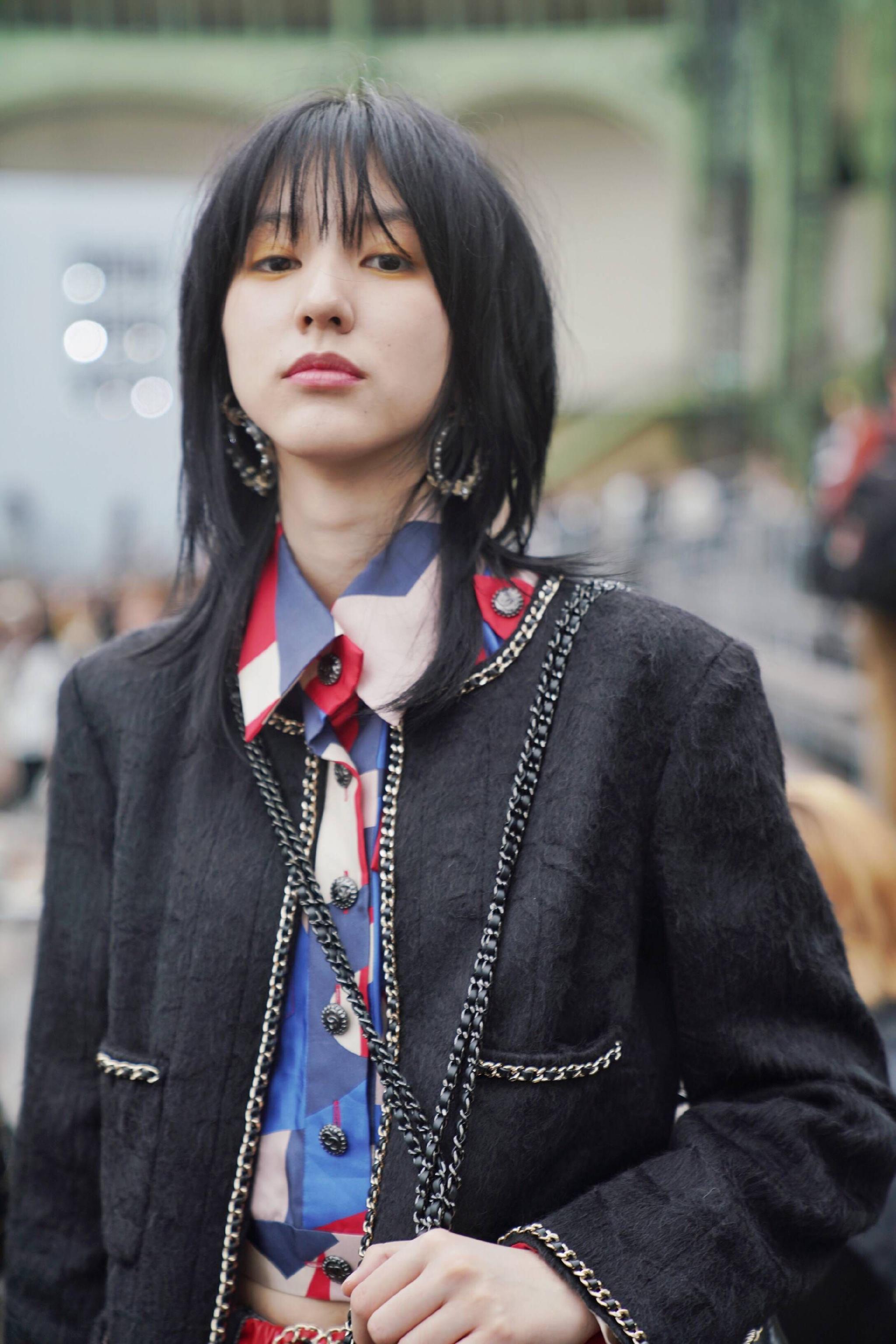 王悦伊,潮流前卫,优雅迷人!__财经头条