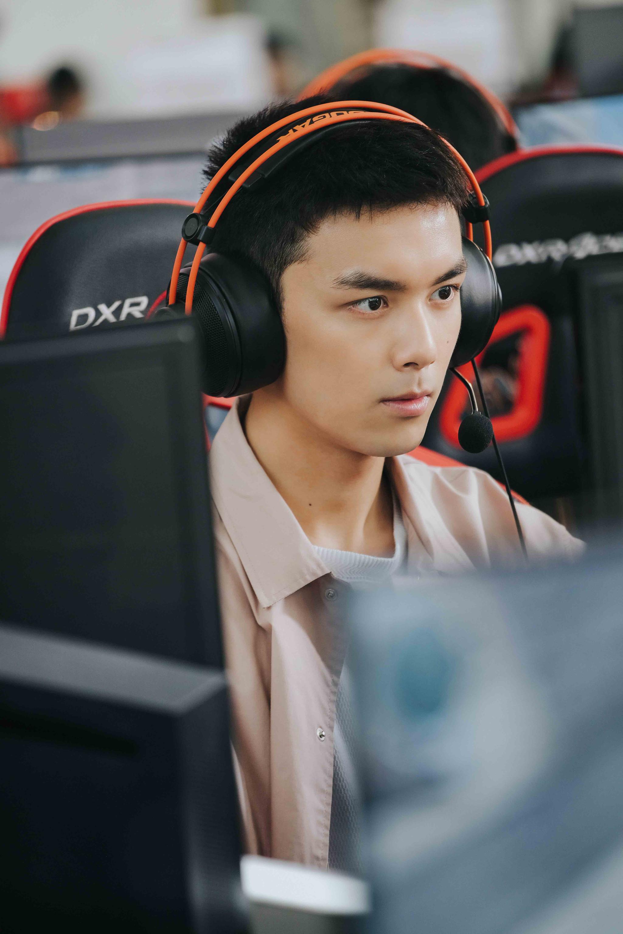 路小北赛场得意夺冠军 吴磊收获意外感情线