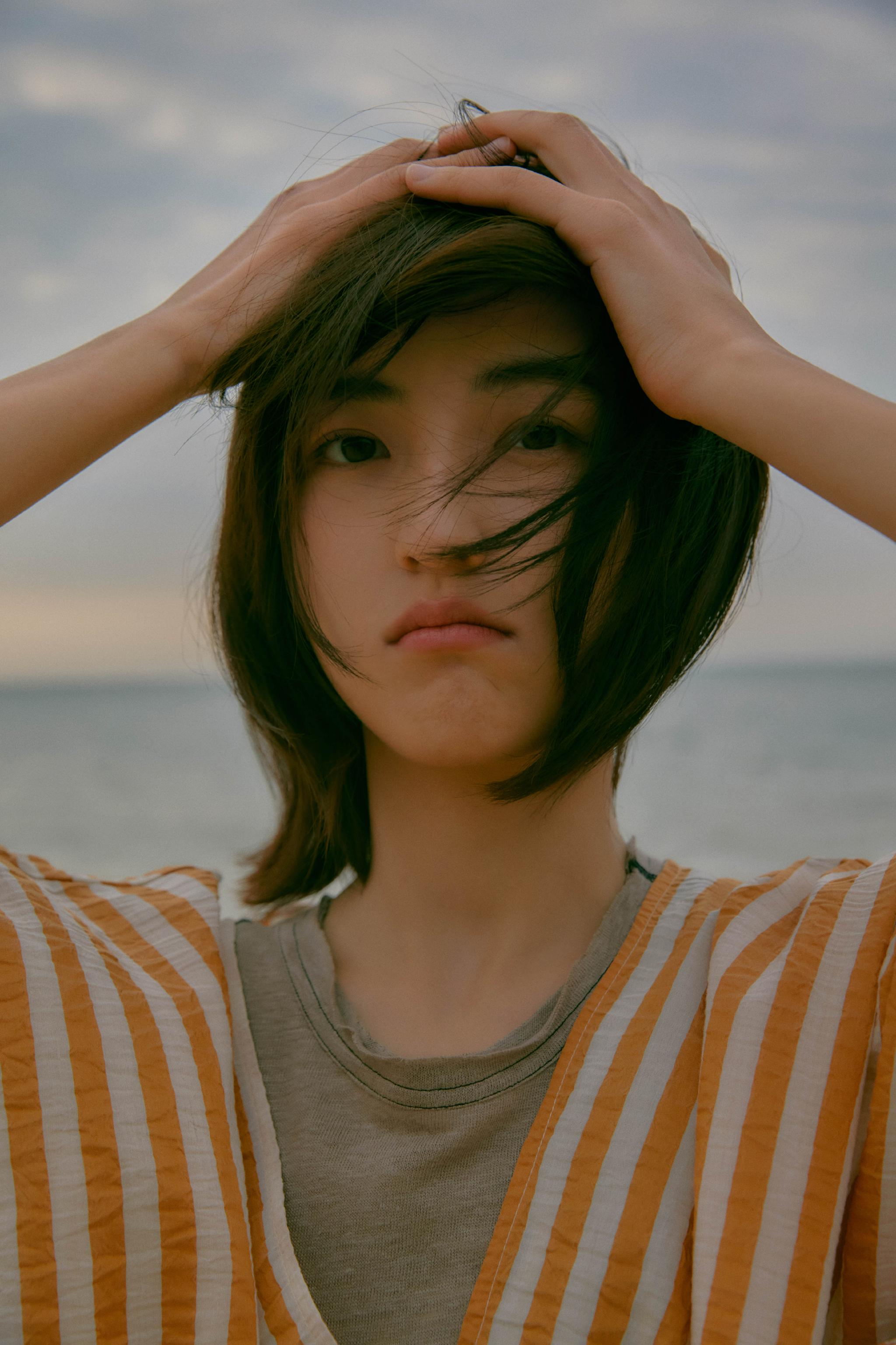 向往6张子枫日落写真释出浪漫氛围引人期待