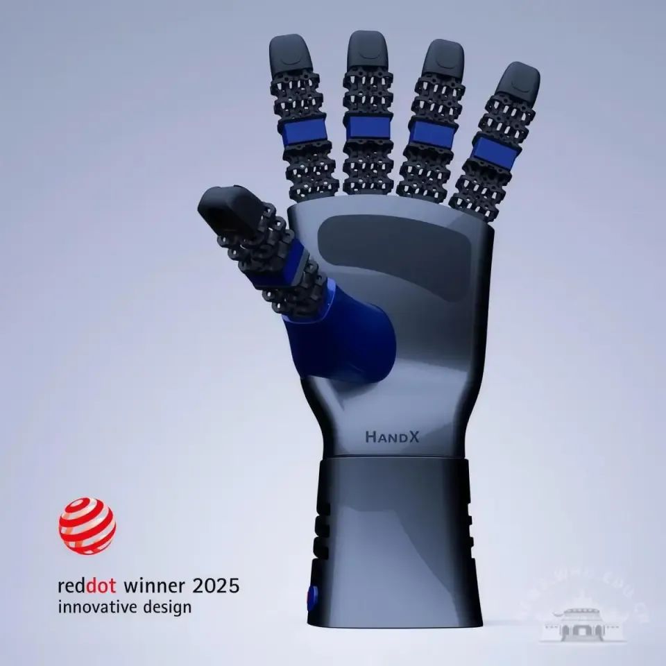 武汉大学3D打印人形机器人五指灵巧手，问鼎2025德国红点奖