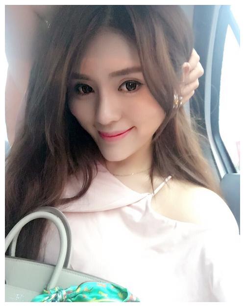 前"颜值一姐"张琪格,传言得富豪青睐,请她到国外玩了1个月