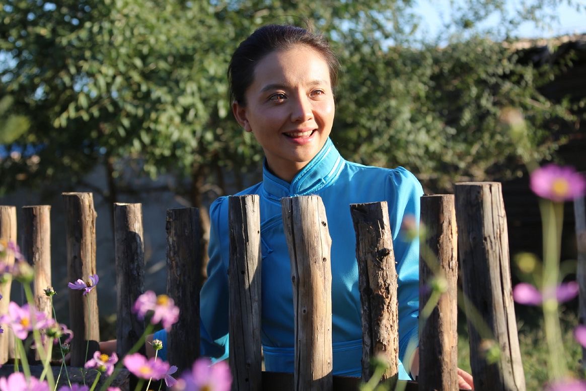 温情收官!孙茜《枫叶红了》演技细腻诠释"剧抛脸"