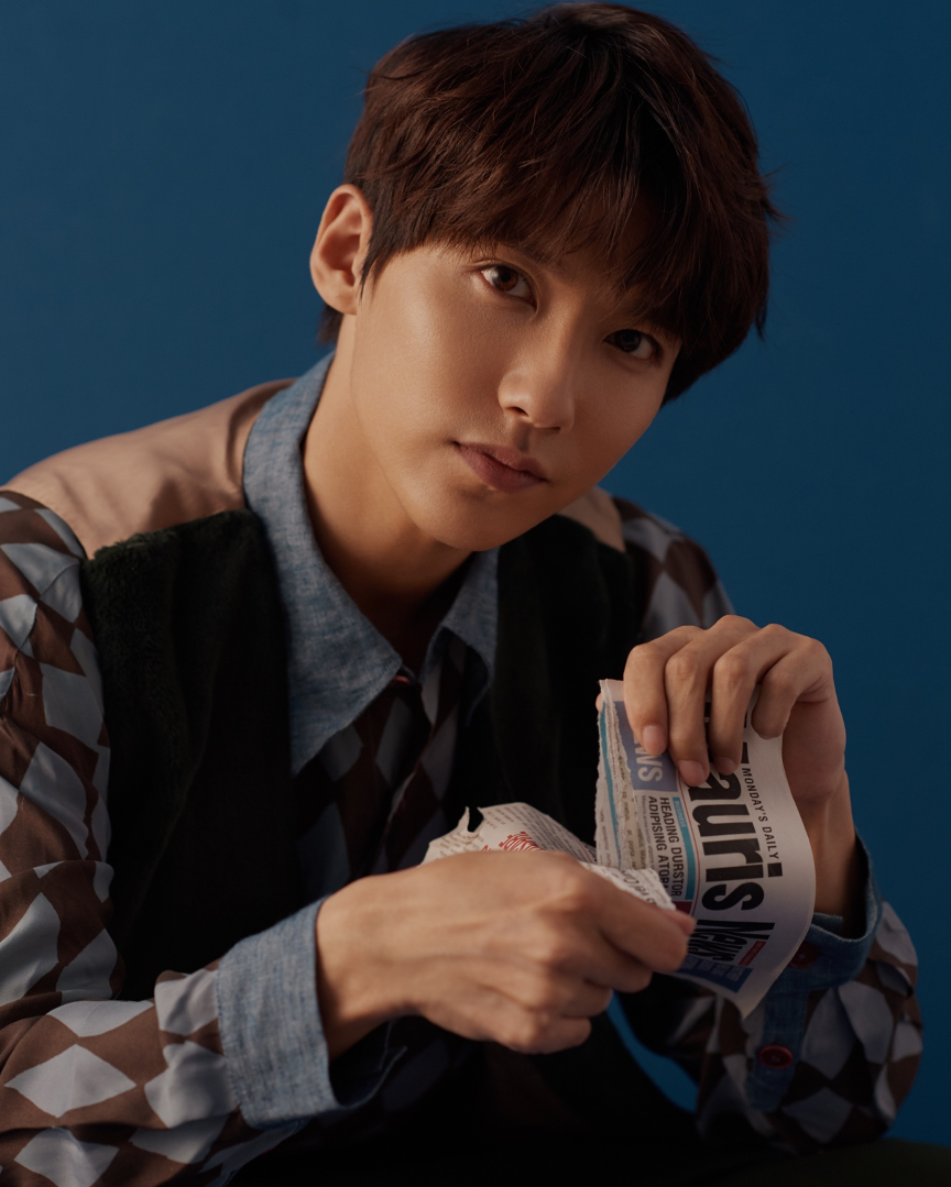 贾征宇最新写真来袭 复古穿搭演绎摩登风范