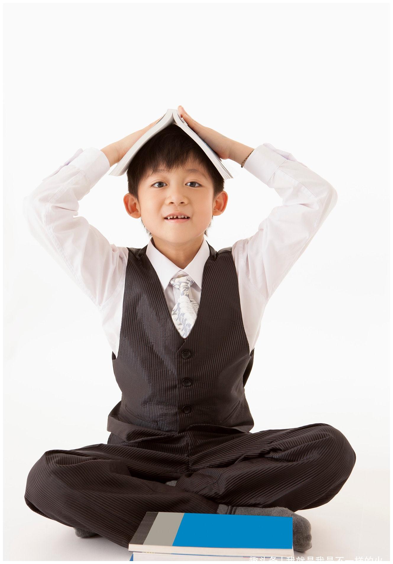 现在人都说生男生女都一样,二十年三十年后会一样吗?休闲区蓝鸢梦想 - Www.slyday.coM 现在人都说生男生女都一样,二十年三十年后会一样吗?休闲区蓝鸢梦想 - Www.slyday.coM