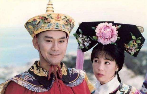 乾隆一生写诗4万多首,只有1首入选小学课文,如何评价皇上的诗?休闲区蓝鸢梦想 - Www.slyday.coM 乾隆一生写诗4万多首,只有1首入选小学课文,如何评价皇上的诗?休闲区蓝鸢梦想 - Www.slyday.coM