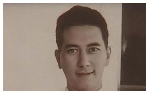 赌王最丑女儿何超雄,年轻时的照片流出,有点撞脸林青霞