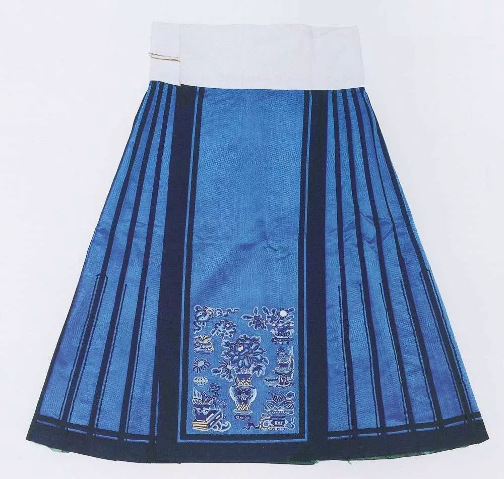 中华传统服饰图鉴五彩斑斓马面裙