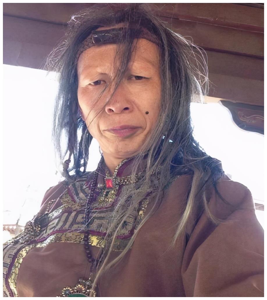 他被称反派专业户因演汉奸太像司机拒载太丑吓哭演员