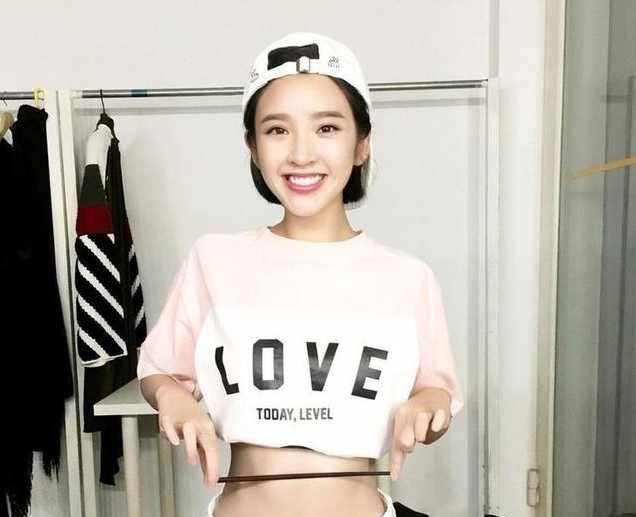 唐艺昕怀孕只胖肚子,你却臀肥腿粗,坚持孕期瑜伽,让你四肢纤细|瑜伽