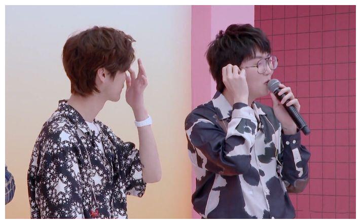 黄子韬糗事被学员曝光,老实人毛不易也挨批,看看他是如何反击的