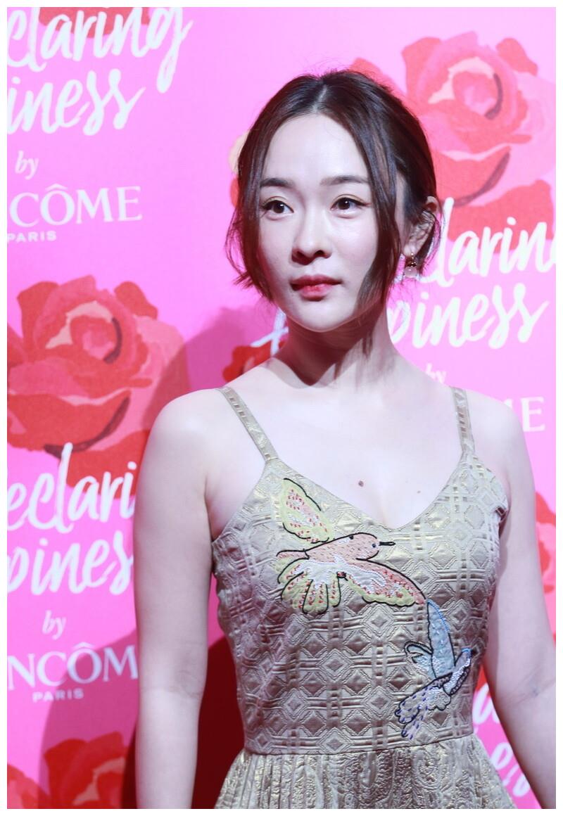 40岁霍思燕,依然身材傲人颜值未减,简直是性感女神!