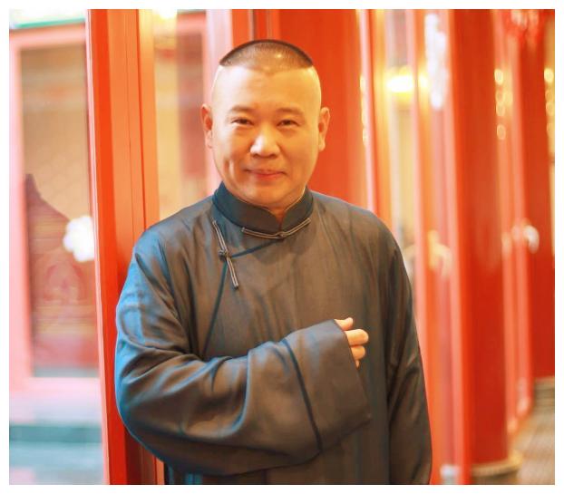 他是郭德纲的恩人,他到底为郭德纲做了什么?让他如此感恩戴德!休闲区蓝鸢梦想 - Www.slyday.coM 他是郭德纲的恩人,他到底为郭德纲做了什么?让他如此感恩戴德!休闲区蓝鸢梦想 - Www.slyday.coM