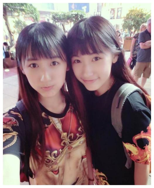 双胞胎从小一个喝牛奶,一个喝豆浆,成年后的差距一目了然