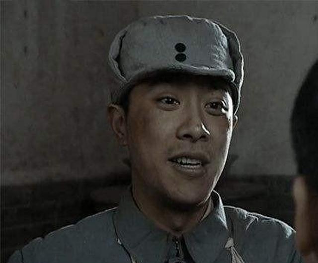 亮剑里朱子明真是因为怕死才背叛李云龙的吗看完明白