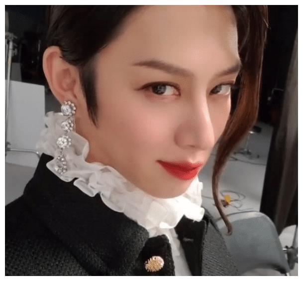 比女友momo更美金希澈ins晒女装造型公主的美貌太绝了