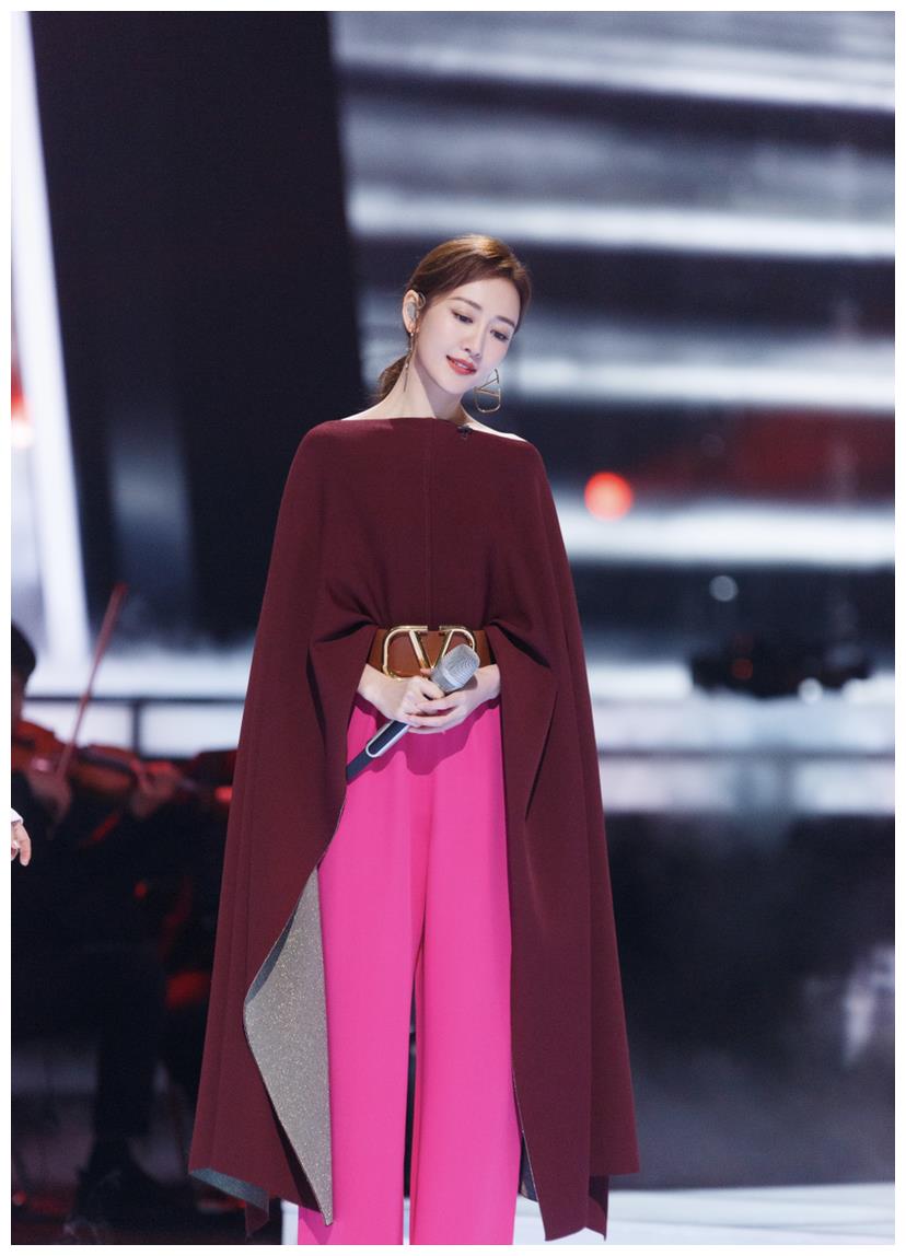 《乘风破浪的姐姐》王鸥：不参加姐姐就没有戏拍休闲区蓝鸢梦想 - Www.slyday.coM