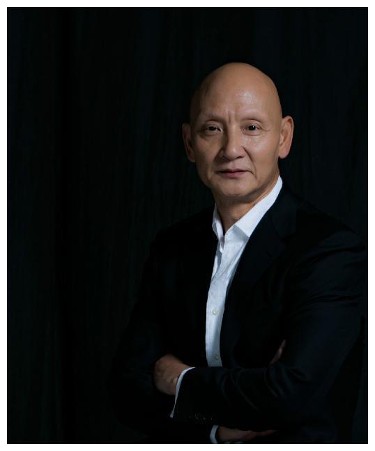 中饰演了大反派杜月笙,并且在这部剧中担任动作指导,之后也为杜玉明