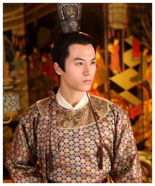 早在2009年,茅子俊就主演了第一部古装剧《美人心计》,虽然他在剧中只