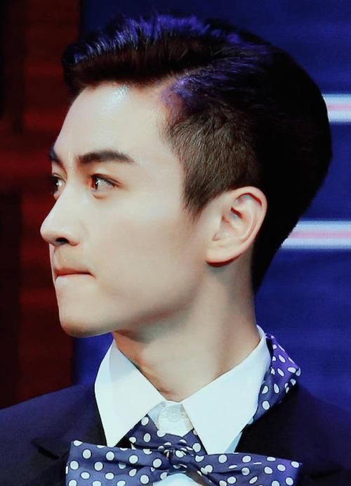 世上帅哥千千万,剑眉星目唯有他