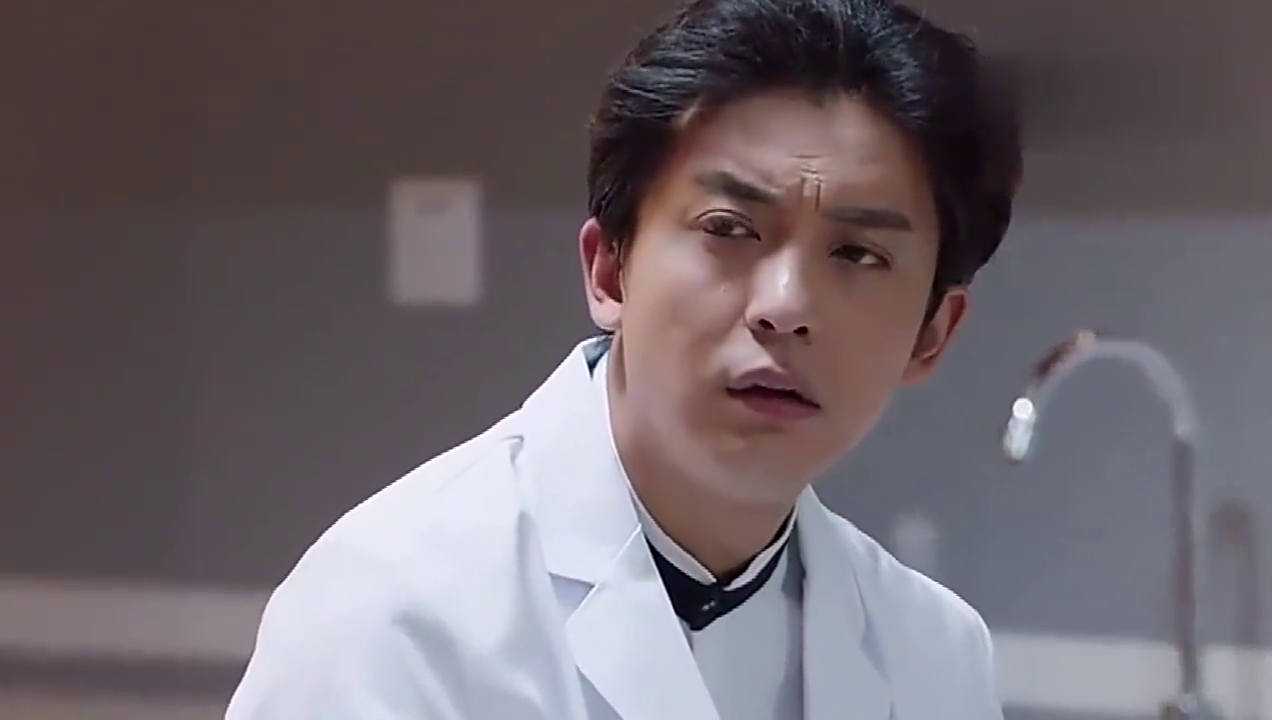 外科风云:杨羽和陈绍聪活活累成狗,终于在公厕找到被扔的婴儿