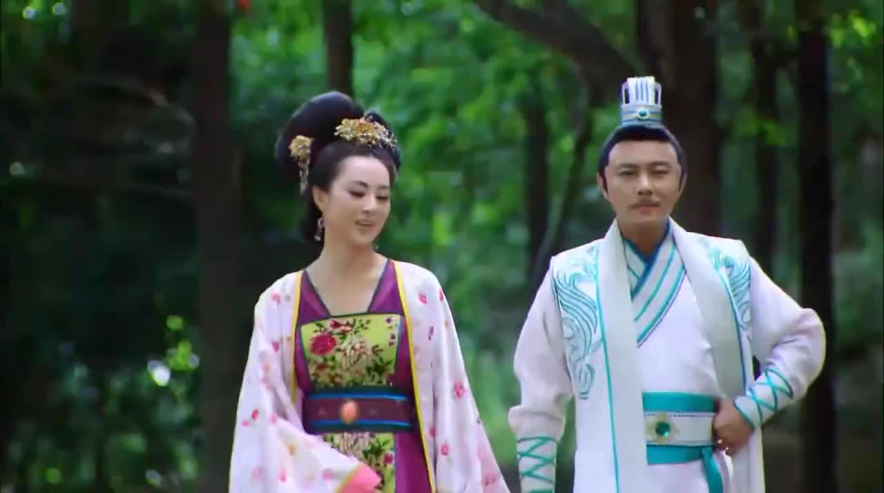 程咬金带夫人在山野里闲逛,碰到打虎的救命恩人,拉着他要去喝酒