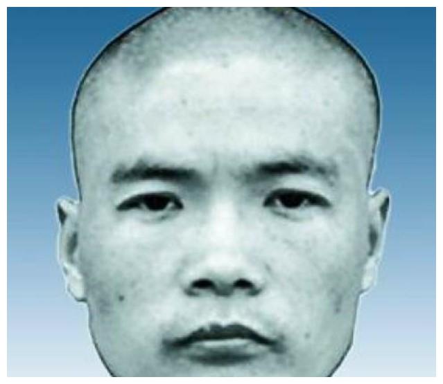 23岁走出山村,34岁持枪抢劫500万,42岁被击毙前得19岁美女相伴